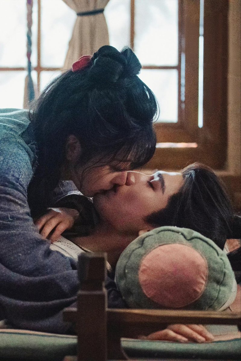areumtea's tweet photo. im sick… i miss them so fucking much. https://t.co/Ntr7bc90li