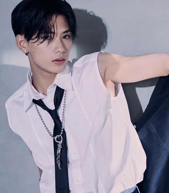 exnews24's tweet photo. 【記事】ViVi国宝級イケメンランキング
2026年上半期 #LDH
 
👑NOW部門
18位 小波津志 #PSYCHICFEVER

👑NEXT部門
15位 川口蒼真 #KIDPHENOMENON

https://t.co/g1N9q5BfBC https://t.co/KUonadRhxF