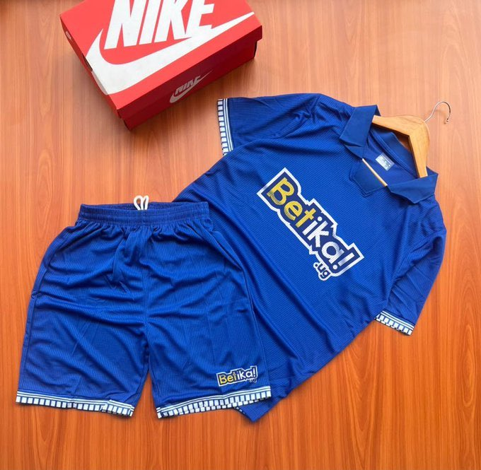 BetikaUg's tweet photo. 🎁 BETIKA KIT DROP — Day 20

England vs Argentina tonight at 10pm. Which team scores first?

To enter:
✅ Follow @BetikaUG
✅ Repost this
✅ Reply: England or Argentina?

You're always in control on Betika. Cash Out your bet anytime — before the final whistle, before the drama. Lock your profit when it feels right.
https://t.co/arI0B9nOzP

#BetikaGameOn