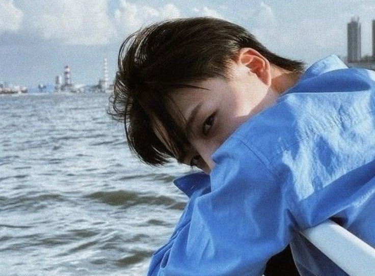 bnggeopang's tweet photo. "babe look at me" 
jeno: https://t.co/pb4taHWe9w