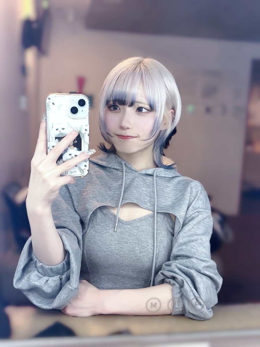 miku_Tohkei's tweet photo. ウルフカットかわいい〜〜🐺 https://t.co/0q739FIOVf