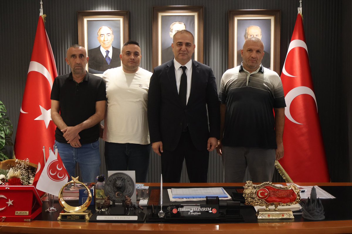 01_mhp's tweet photo. Harun Karakuzu , Haldun Sarıköse , Kamuran Sanlıman’ı İl  Başkanlığımızda ağırladık.

Nazik ziyaretleri ve başarı temennileri dolayısıyla kendilerine teşekkür ederiz.

Teşkilatlarımızın gücü ve milletimizin desteğiyle, Bilge Liderimiz Sayın Devlet Bahçeli’nin emrinde Adana’mız için üretmeye, kutlu davamıza hizmet etmeye ve Türkiye Yüzyılı hedeflerine katkı sunmaya devam edeceğiz. 
#mhp #mhpadana #hakanyıldırım