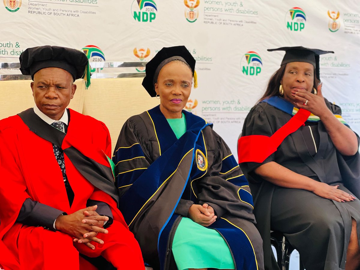 DWYPD_ZA's tweet photo. Minister @s_chikunga delivered the keynote address at the RAF Wheelchair &amp; Mobility Technician Graduation Ceremony, celebrating youth skills development and advancing economic opportunities, mobility and independence for persons with disabilities. ♿️👏🏾

#YouthDevelopment https://t.co/LllB8WIOhS