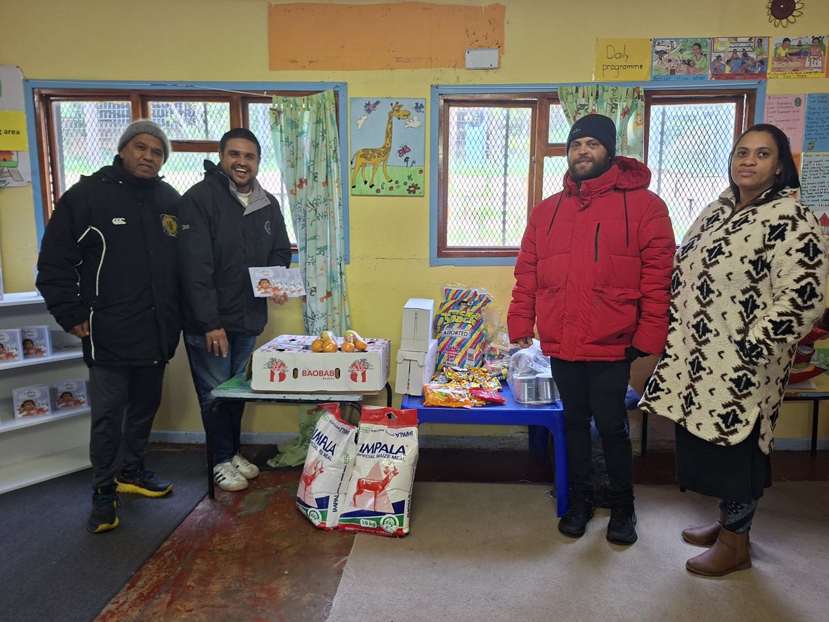 MKhalidSayed's tweet photo. Today I joined the Anwar Jakoet Foundation in Hout Bay for the handover of essential provisions to local ECD centres. The delegation, including philanthropist Anwar Jakoet &amp; community activist @RoscoeJacobs engaged principals on the transition to formal schooling #ECD https://t.co/2xomH3kXBZ