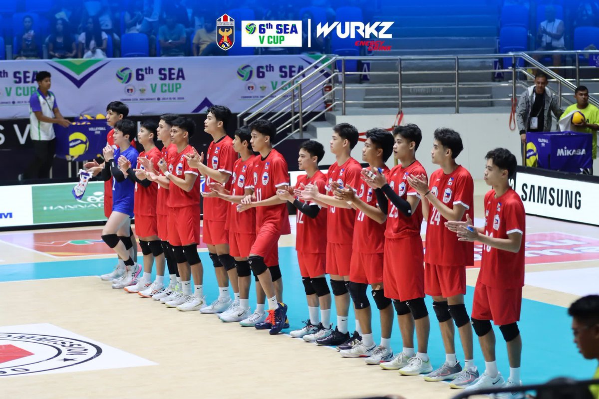 zhydryxtwt's tweet photo. the alas pilipinas men's volleyball team na napanood natin kanina only trained together for approximately two months with NO sponsors and NO allowances. the desire to represent the country lang ang naging puhunan.

they deserve better support 🥲 pls lang! #AlasPilipinas #SEAVCup https://t.co/aj16GntTot