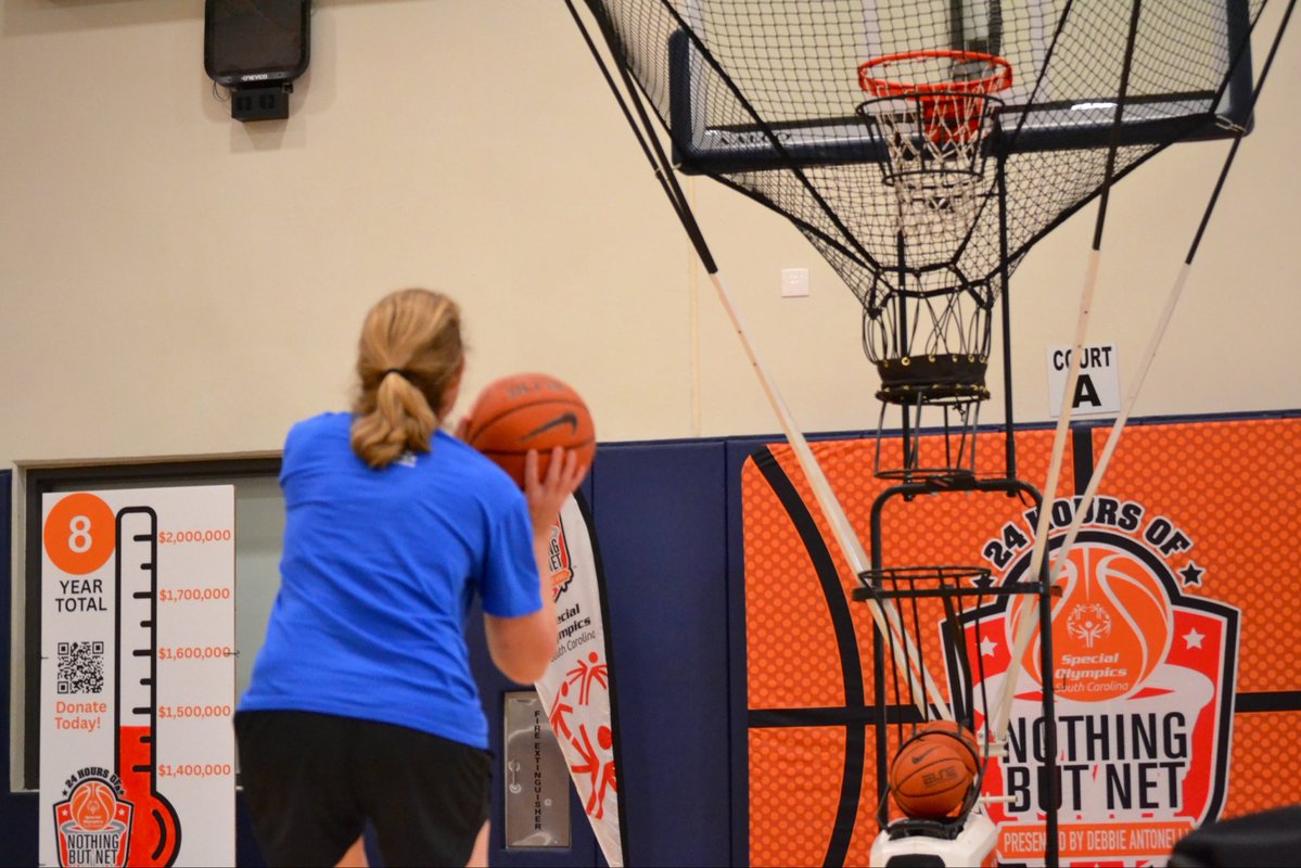 24HoursNBN's tweet photo. Always focused on the task at hand. 

https://t.co/TwIHwHyXZI
@debbieantonelli https://t.co/LSZ9Yq11pR
