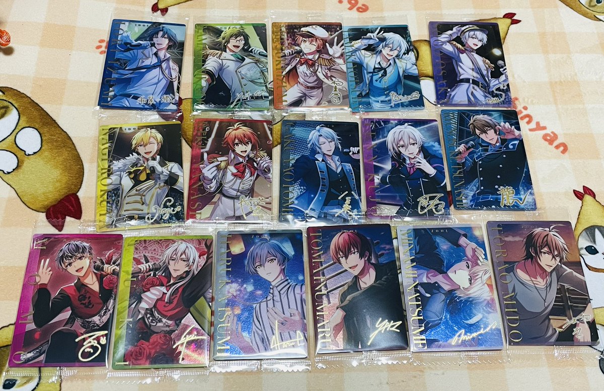 InOtomate's tweet photo. アイナナウエハース２７を３BOX開封した結果、奇跡のコンプリート‼️箔押しサイン入りは、被り無して綺麗に揃ったw
推しも沢山来てくれたし、大満足（╹◡╹）♡ https://t.co/0hqjNe8xD3