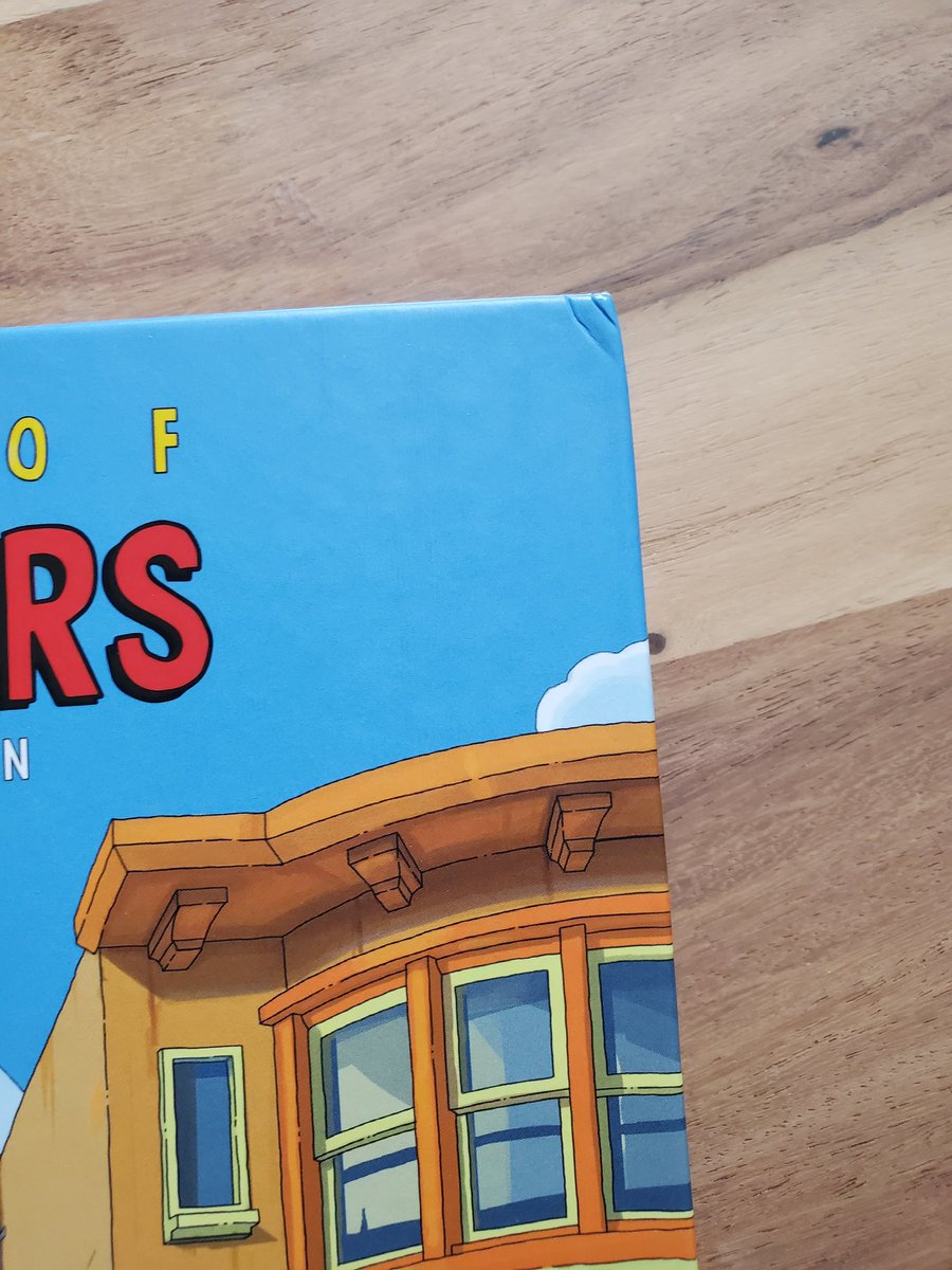 DanishCannibal's tweet photo. Sagtmal, @amazon... 
Seit wann bekommt ihr es nicht mehr hin, eure Bücher anständig zu verpacken und zu polstern? Ständig angestoßene Ecken. Das macht so wirklich keinen Spaß mehr. 😒 https://t.co/kRfyoFoRfs