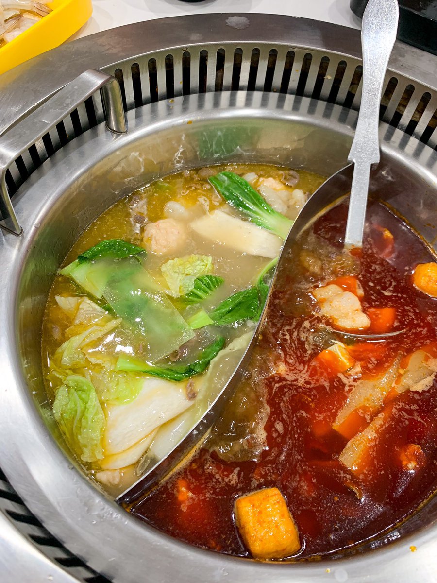 viewwrs's tweet photo. - สามก๊กหม่าล่า (แบบชั่ง) ถูกมาก อร่อยมากด้วย คิวเยอะ 
- Heihei hotpot เปนบุฟที่คุ้มมากก ไปเชียงใหม่ทุกครั้งต้องกิน
- Hotpot man บุฟเฟต์อร่อยในราคาดี แต่สาขาน้อยและไกล https://t.co/E3DinaPTMj