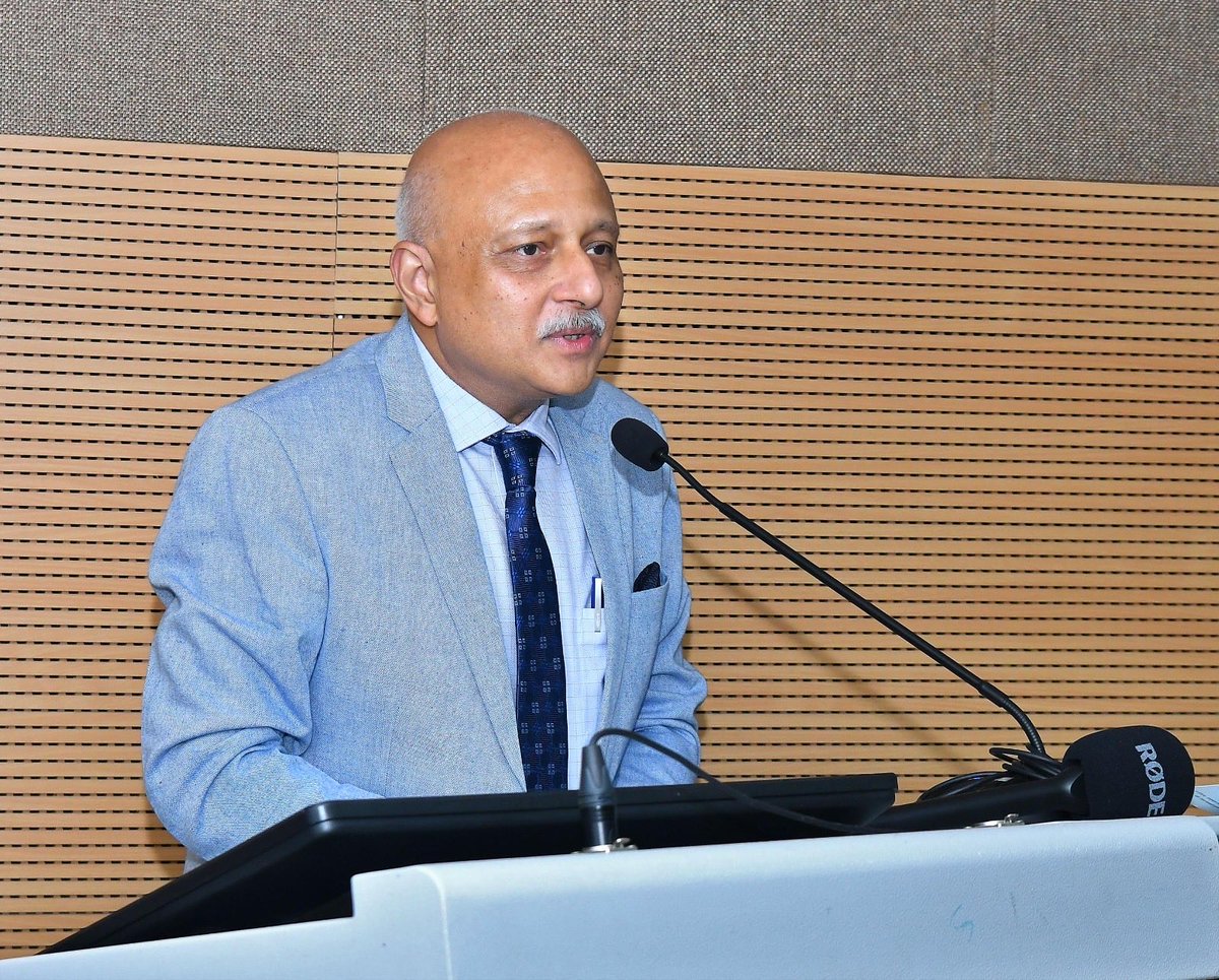 CeoRajasthan's tweet photo. 🗳️ At the "Elections, Media and Voter Education " Conference , DG (Media) ,ECI , Shri Ashish Goyal delivered a keynote address on - Communicating the World's  Largest Democracy highlighting scale, magnitude, inclusivity and uniqueness of Indian Electoral system.

#ECI #IIIDEM #NLUJodhpur 
#ElectionDepartmentRajasthan #Croatia    #Georgia #Guyana #Nepal #Philippens #Uzbekistan   #Elections #Media #VoterEducation #Democracy #InternationalConference #Rajasthan #YourVoteYourVoice
@ECISVEEP @DIPRRajasthan 
@DDNational @airnews_jaipur
@rajeduofficial @ccerajasthan