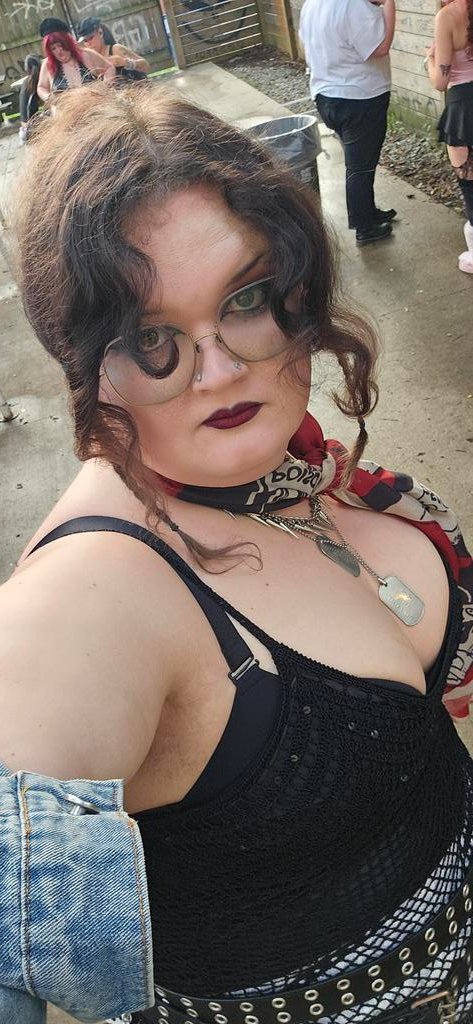 gah_Lore_ious's tweet photo. also forgot to post these pics from my tranniversary! https://t.co/8PLhOLoiNd