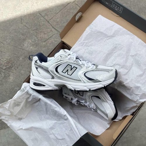 ACB_PreKorea's tweet photo. Preorder ☁️
มัดรวม New balance sale up to 64%
มี size 225-290 

และ size 270-290  (+20฿/คู่)

ราคาในรูป มีเรือแอร์ ☁️
มัดจำ 500 ทุกคู่ ส่งฟรี ems

ยังรับพรีนะคะ สอบถามไซส์ก่อนนะคะ https://t.co/M05jWP00cP