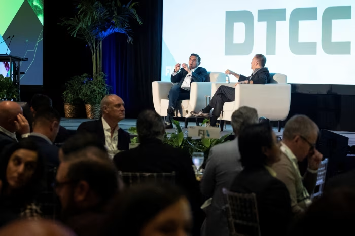 StockMKTNewz's tweet photo. JPMORGAN, BLACKROCK AND GOLDMAN TO TOKENIZE STOCKS, TREASURYS

The Depository Trust & Clearing Corp a leading trade processor, plans to convert a batch of shares and Treasurys into digital tokens

Almost 40 financial firms and tech providers, from JPMorgan and Goldman Sachs to BlackRock, Vanguard and the New York Stock Exchange, will take part in a trial run to tokenize securities that Wall Street firms keep at DTCC

The assets set to tokenize in Wednesday’s process include shares of Microsoft, Circle , Invesco QQQ, State Street SPDR S&P 500 ETF Trust and iShares 0-3 Month Treasury Bond ETF

DTCC plans to launch its tokenization program formally in October

(Source Bloomberg)