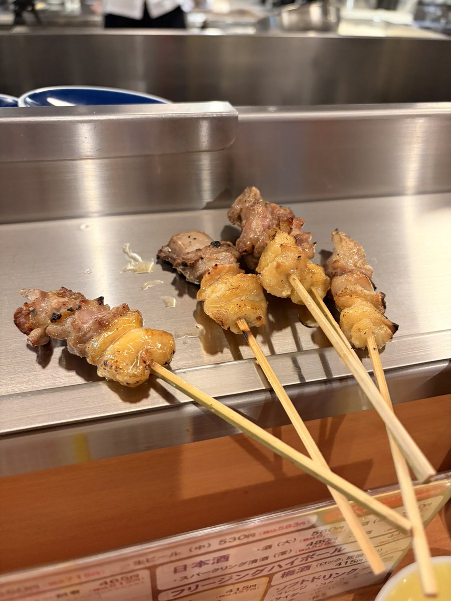 4mh5sro's tweet photo. 帰国後すぐに福井に行きました🦖
やっぱ日本食だよなあ https://t.co/TsBzm2c7KZ
