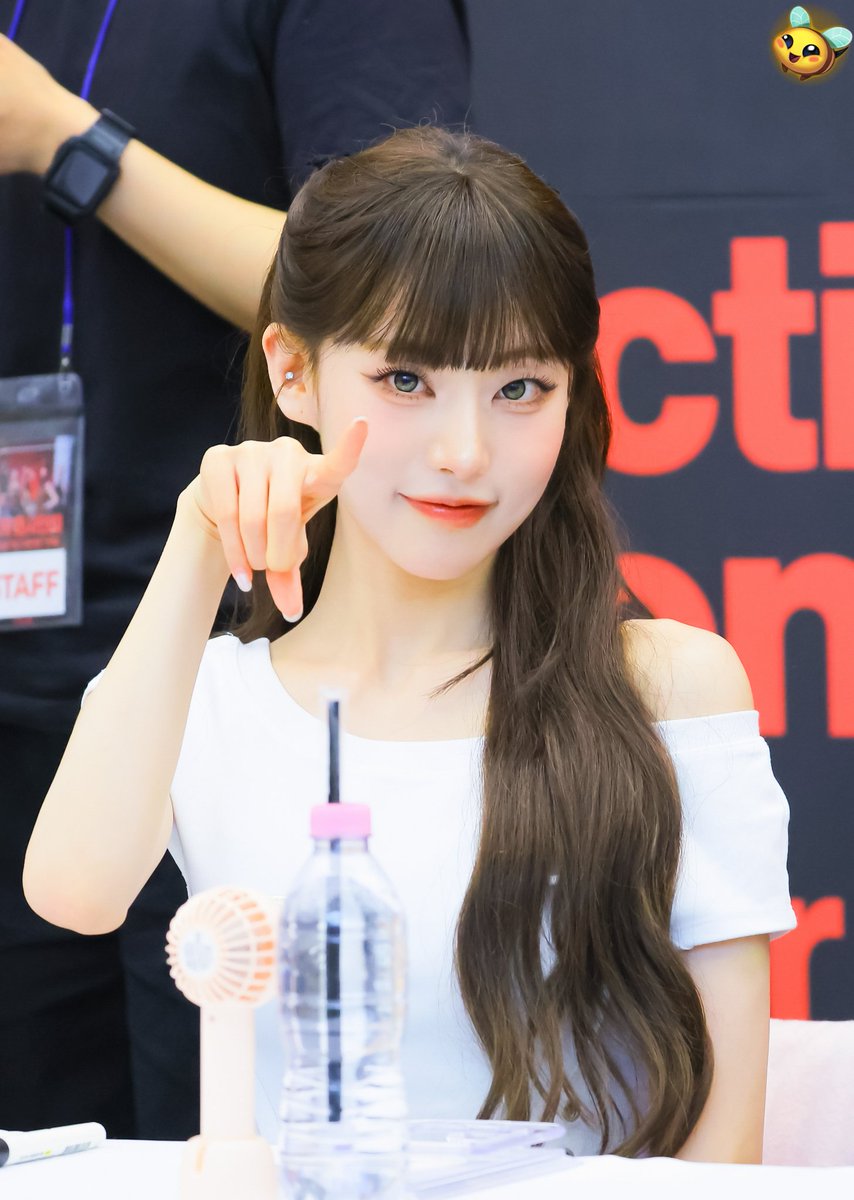 kkulkkulnyang2's tweet photo. 260712 🥟🐱 

#빌리 #Billlie
#션 #SHEON #김수연 https://t.co/EzljKLLodD