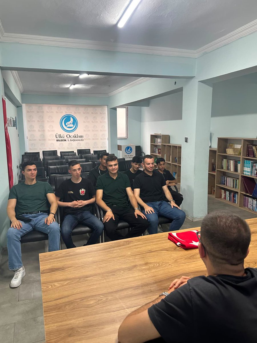 11bilecikocak11's tweet photo. Ülkü Ocakları Bilecik İl Başkanlığı Ortaöğretim Birimimiz , Ülkü Ocakları Genel Merkezimiz tarafından hayata geçirilen “İsmail Gaspıralı Yaz Gelişim Programı” kapsamında Milli Değerler Semineri gerçekleştirdi.

@ayyildirim1 
@fatihaydin_TC 
@bahadiremirler https://t.co/Lb1g9lCrIZ