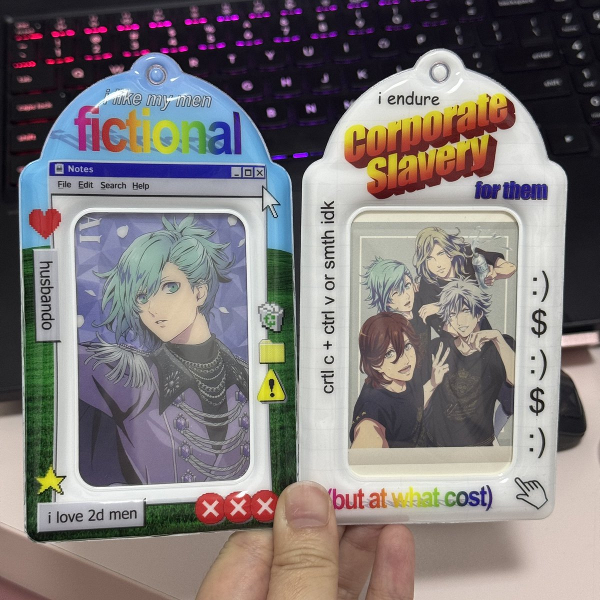 aoixmikaze's tweet photo. new pc holders! 🤔 https://t.co/MPDS2WBcvt
