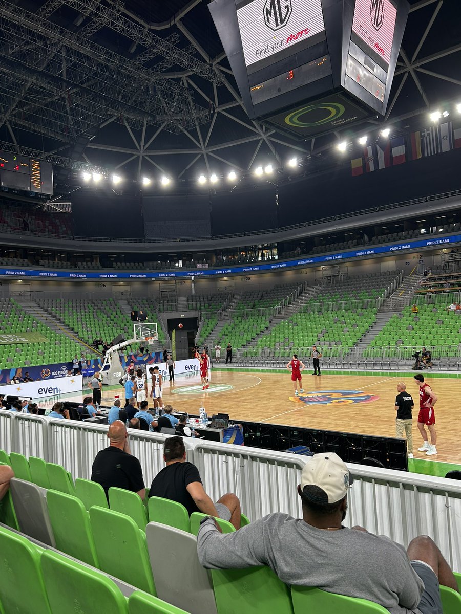 DonWilliamsMuse's tweet photo. Dawaj Polska #plkpl https://t.co/D8xQ1E19Az