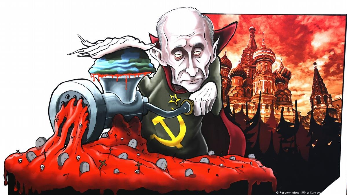 sashakmett1991's tweet photo. Все теперь говорят о выборе, что встал перед путиным. Или остановка войны или расширение мясокомбината. Где к конвейеру пушечной тушенки прибавится колбасный цех для потрохов, гигантская мясорубка куда уместится половина страны, дрессировочный зал где каждую курицу перекуют в орла и пресс для костей, что будет превращать их в кубики «русского духа».  А то даже в золотой перископ победу не видно. И это при том что каждый день помощники вождя лепят к нему приятные для полководца картинки. Как враг бежит, как богатыри наступают, как шумят березки среди руин и гуляют по чужой земле «традиционные ценности» с тремя судимостями. Главное, чтобы не была заметна надпись на каждом заборе:
«Русский корабль, ты давно на хую!»
А тут еще и экономика решила сыграть в павшего бойца. Что ложится посреди поля боя, словно трусливый слабак, вместо того чтобы держаться до последнего. Хотя бы на коленях и патриотизме. 

Впрочем, решение путина на мой взгляд уже готово. Мобилизация. Вот любит он ямы. Что бункерные, что могильные. Буквально не может без них жить. И чем глубже те ямы, тем он уверенней в своей богоизбранности. Оттого и готов еще долго кормить мясом «братскую могилу». И похрену, что одеть мобилизованных не во что, вооружить нечем, кроме ржавой рухляди, а из всей военной науки останется только один предмет – «как сдохнуть не сразу, а через полчаса». Русский мужик к «подвигу» привыкший. Он доты грудью закрывал. А значит и дрон сможет остановить. Обвяжется гранатами и пойдет в лобовую, порвав на груди тельняшку.

Причем, мобилизация будет не только для плебса, но и всех денег России. Когда все для фронта, победы, ФСО и ФСБ. Недаром кооператив «Озеро» уже учуял финансовую засуху. И даже начал строить подводный ковчег, для ухода на глубину. Где каждой твари по паре, а в некоторых каютах – даже по тройничку. Хотя куда они денутся с канализационной системы? Никаких других глубин в их «великой империи» больше не осталось.