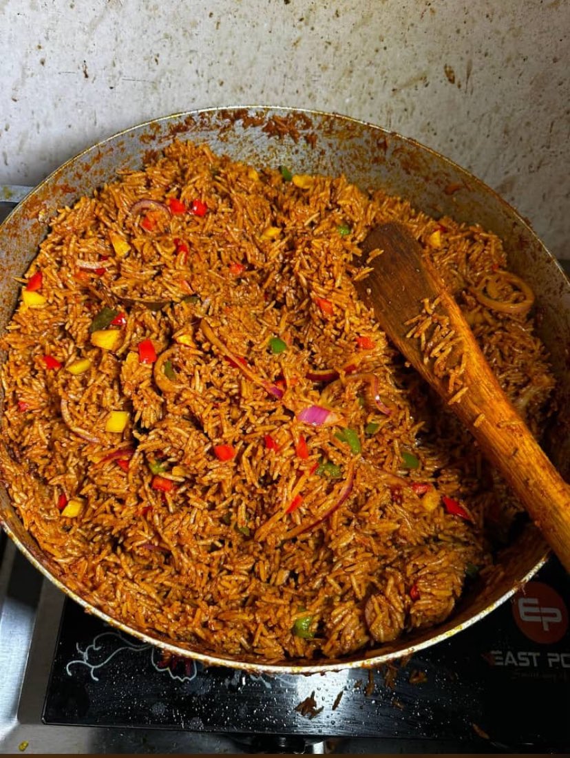 universitypuntr's tweet photo. Tag any punter to send you 2k for lunch
#mayakitchen https://t.co/661dDA96HF