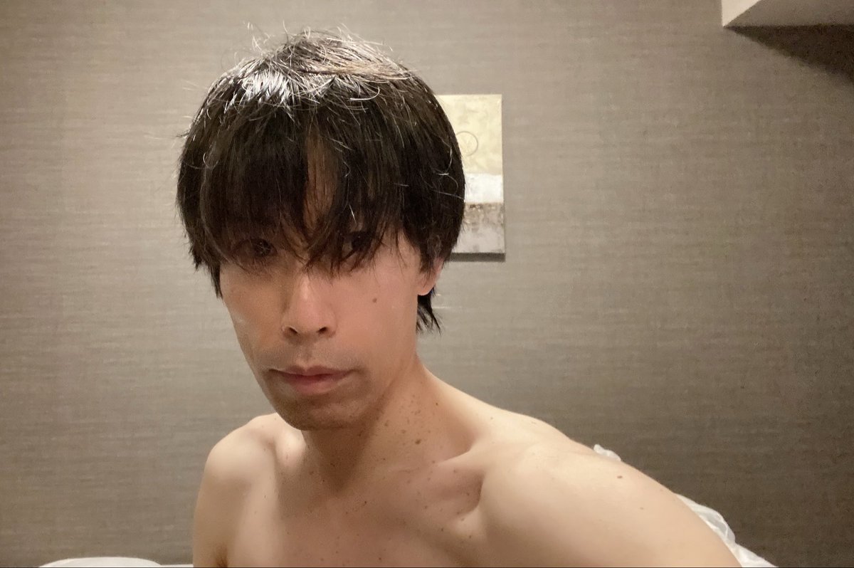 shint23's tweet photo. 髪の毛切りたい🥺︎ https://t.co/MoGmvUv5X6