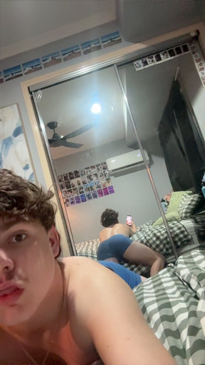jay9jay007's tweet photo. Came lay on me 
#gay #mlm #twink https://t.co/zo7o9fAOWS
