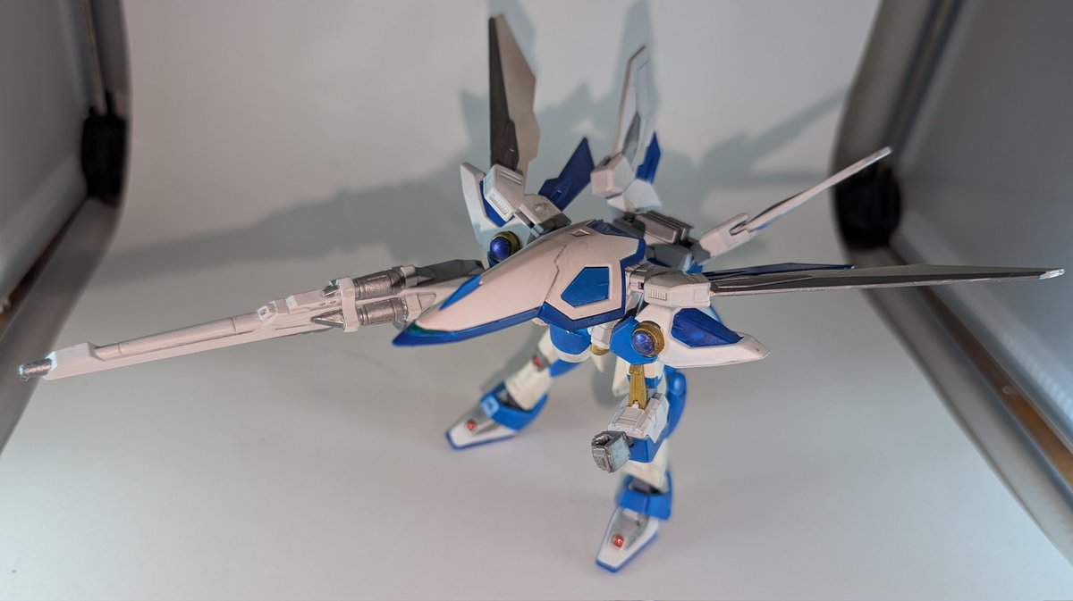 tsuro2004's tweet photo. 特定の世代に刺さったら良いなぁなウイングガンダム
#みんなのEG見せ合っていいねやrpしようよ https://t.co/BpR0VCRU6G