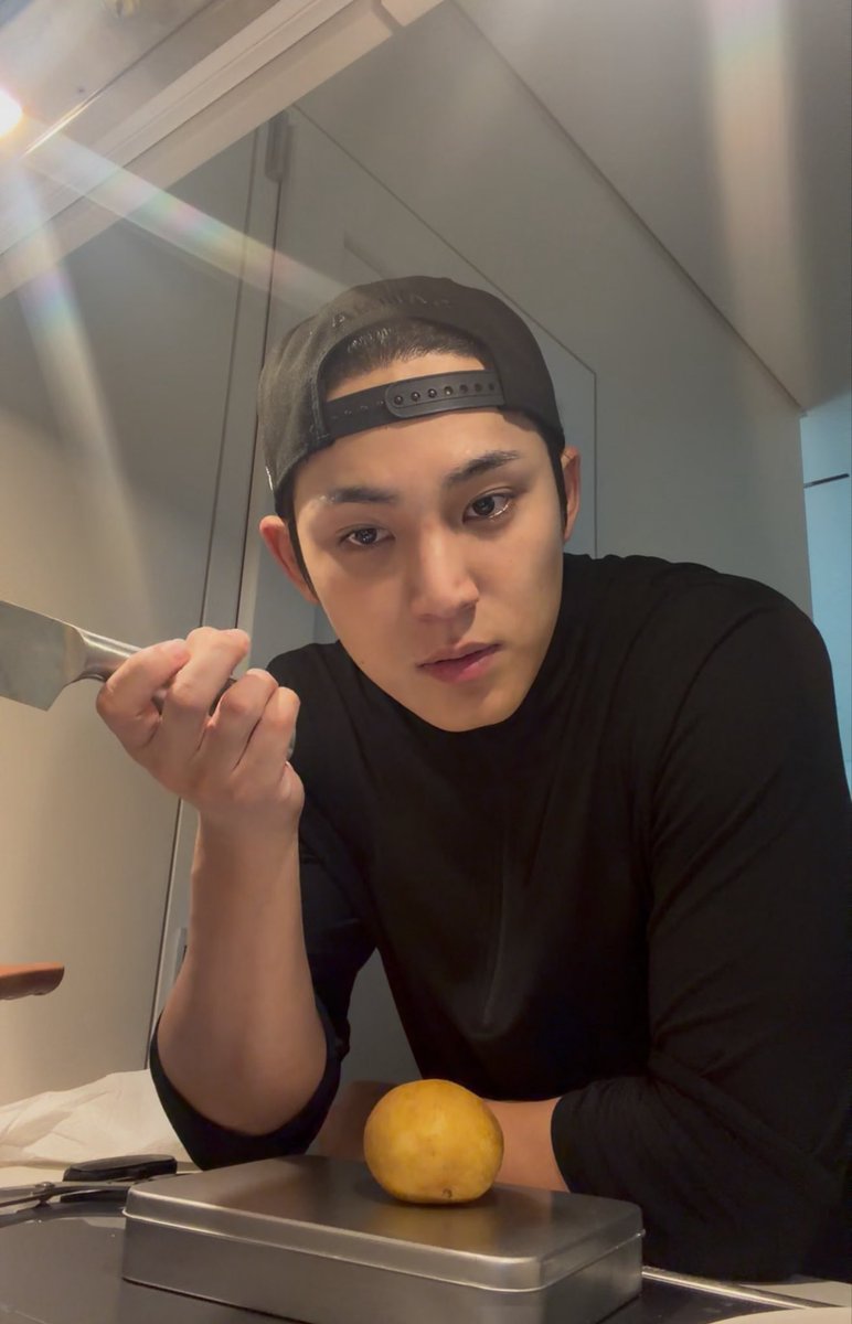 arjunakv's tweet photo. Malem.. ada yang mau dimasak? https://t.co/dxajSn17Jw