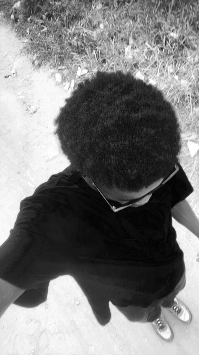 heyozed's tweet photo. Hi, I'm Ozoyah (Ozed)

I build websites that look good, get found, convert, &amp; help businesses grow.

Building with Next js,TypeScript …

Obsessed with product design, SEO, marketing, and turning ideas into real products.

Sharing what l build, learn and break along the way. https://t.co/nBnBRLcwNO