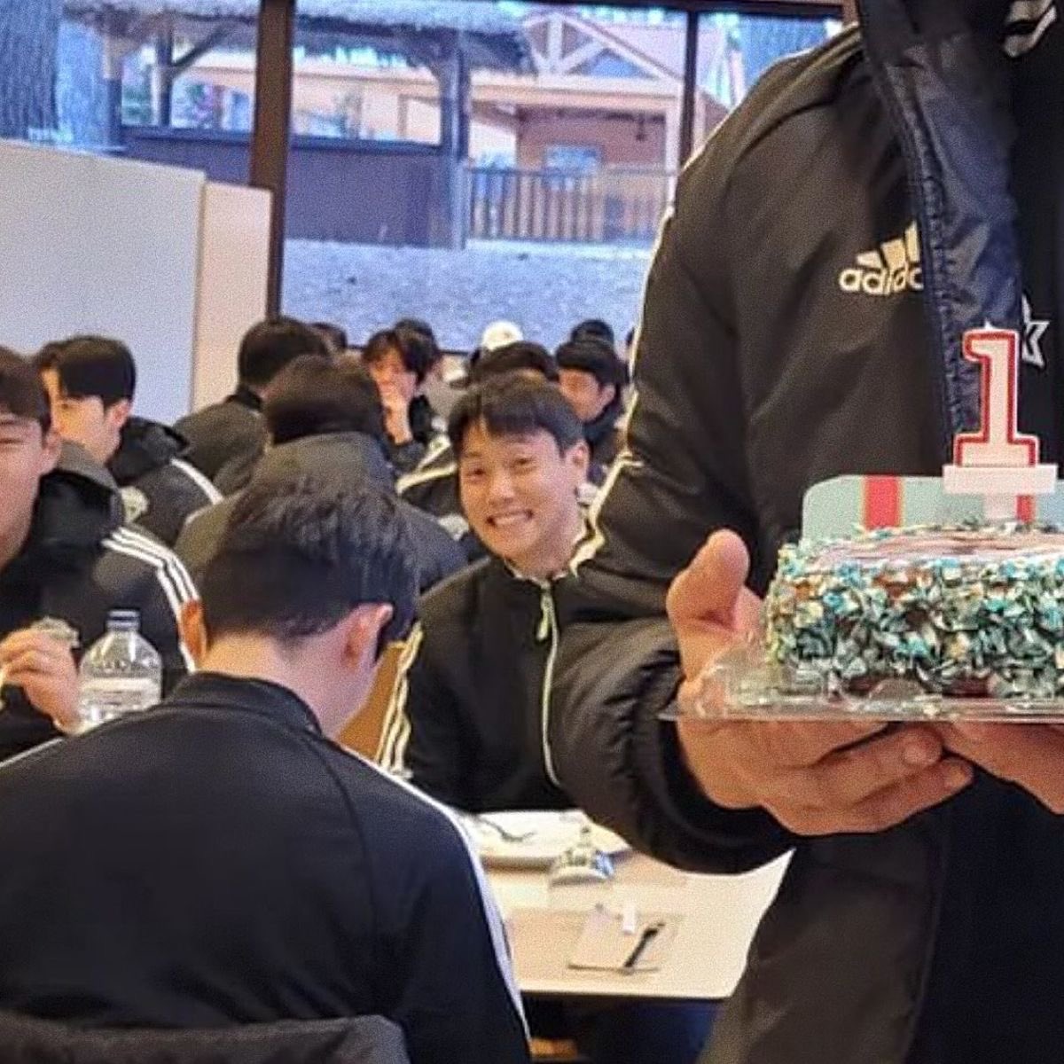 luvpaik's tweet photo. 똑같다 ㅋㅋㅋㅋ https://t.co/qfTDKaXfnW