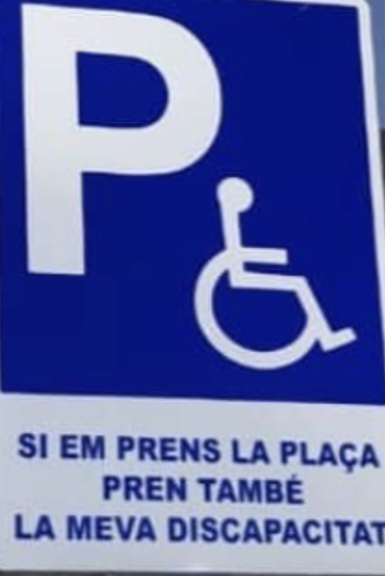 clopez17's tweet photo. @pilarduque78 Bon disseny! A Sant Antoni de Calonge posen senyals com aquestes a les places  reservades a mobilitat reduïda. https://t.co/826SnrNgkT