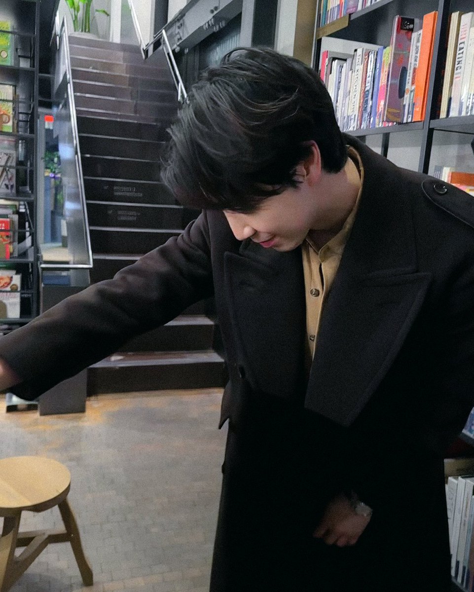 isandeg9's tweet photo. 하개덥다 겨울다시와라
코트종언도오라 https://t.co/mgmODqohWt