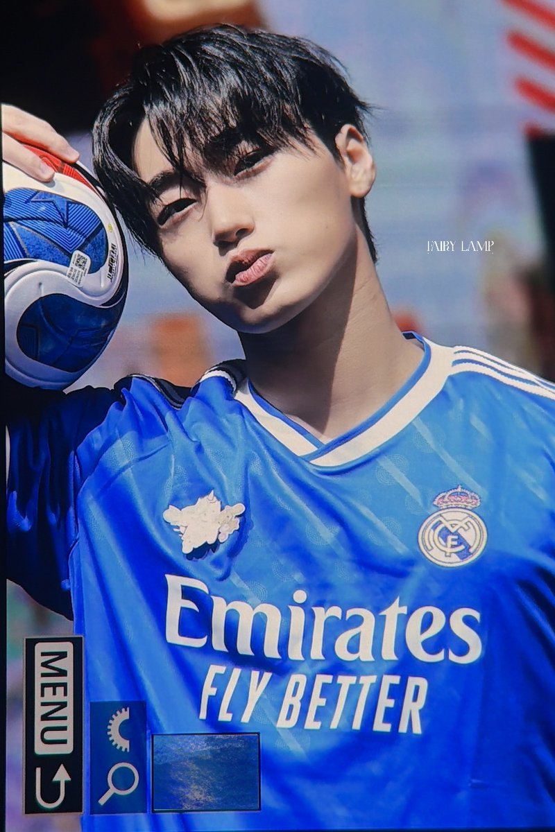 fairy_lamp710's tweet photo. 260715 팬사인회 Pre.

#SAN #CHOISAN #ATEEZ
#에이티즈 #최산 #エイティーズ https://t.co/yk34ouF2gC