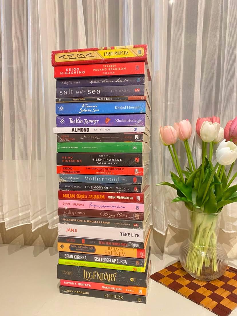 XBetcha's tweet photo. Mei beli 26 buku krn aku 26 th
Juli beli 23 buku krn adekku 23 th
Ada bgt gilanya ya kamu padahal waktu buat baca dikit bgt😫 https://t.co/qCVvF869gn