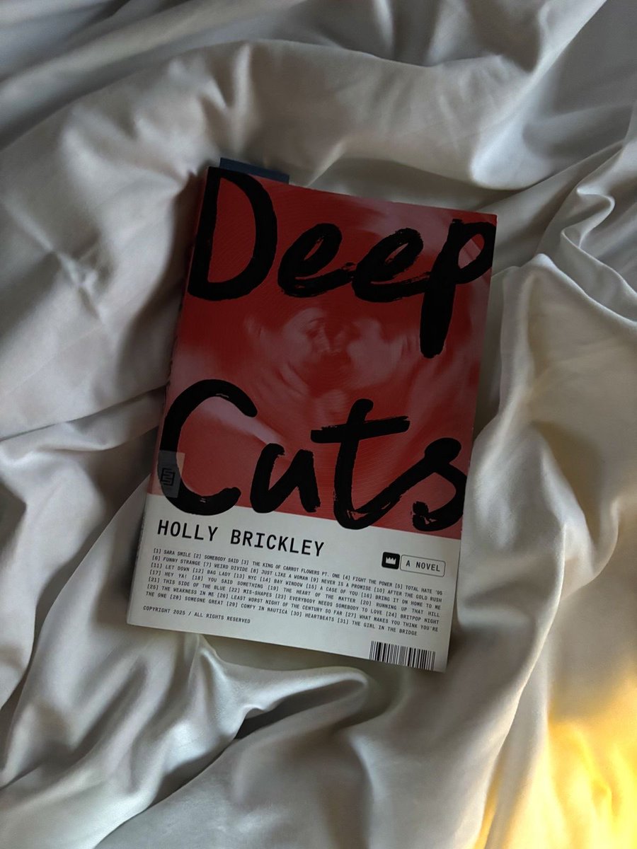 jkielvr's tweet photo. — deep cuts by Holy Brickley,

5★!!!

my beloved 😭 though i'll admit it wasn't very much character driven nor plot driven, i just fell in love with the approach towards music, songs and its impact on our lives. read it back in february and i find myself still thinking about it https://t.co/78aUFyNaBn