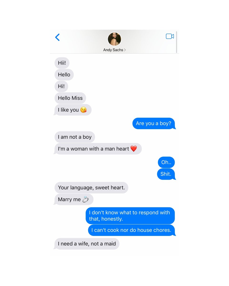 miranda_nprada's tweet photo. #Mirandy : Mysterious girl named Andy Sachs tries to flirt with Runway Editor-in-Chief Miranda Priestly. https://t.co/eH7jqEIbiX