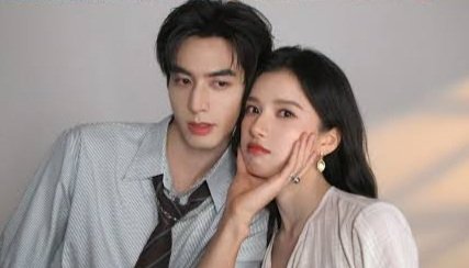 wallfIowerxx's tweet photo. SONG WEILONG AND ZHANG JINGYI!!!!they are obsessed with each other's cheeks https://t.co/p1iQDgyGgW