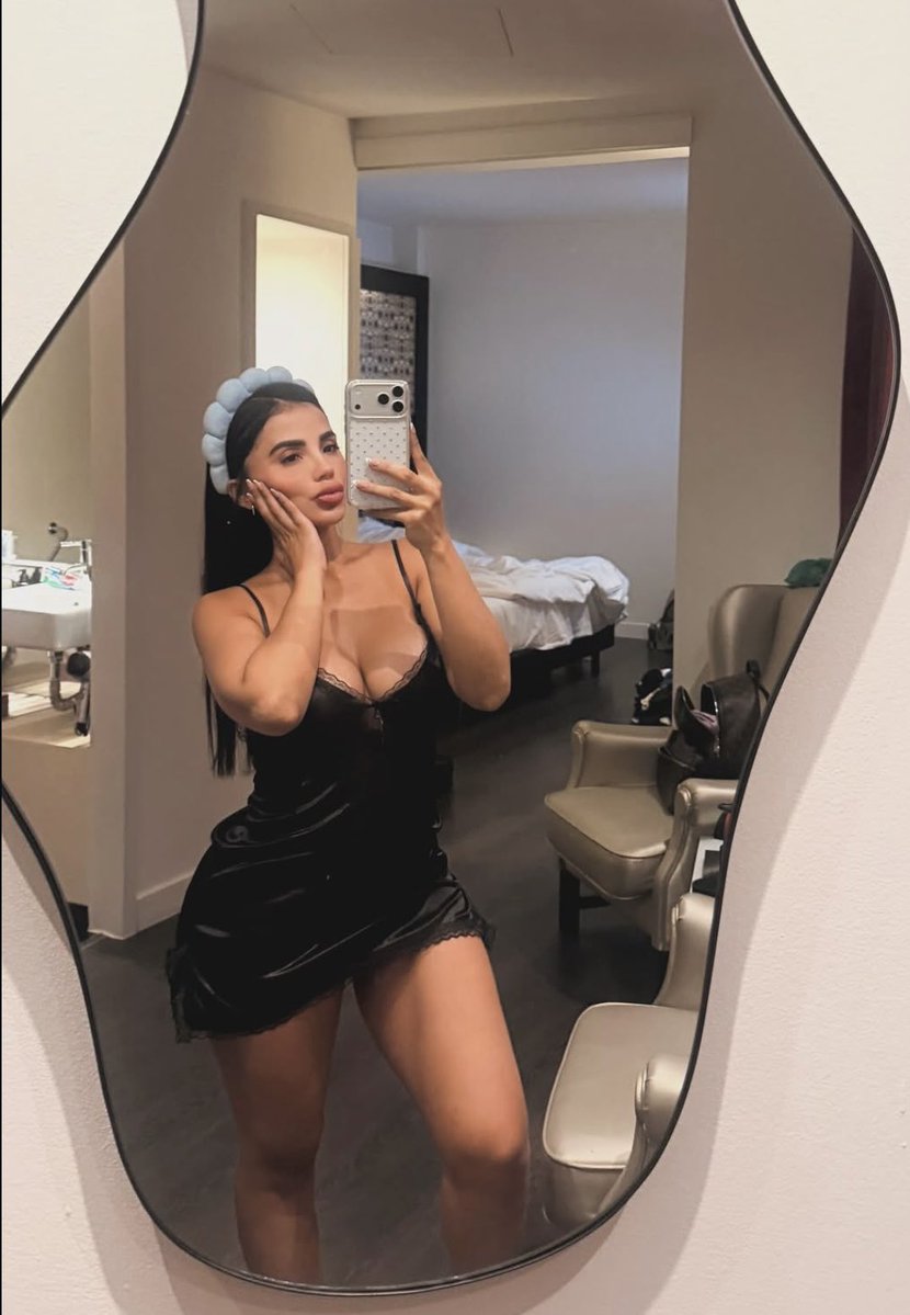 yulycadavid_'s tweet photo. La embarazadita más mamacita 😮‍💨🔥✨ https://t.co/1IHSitEtch
