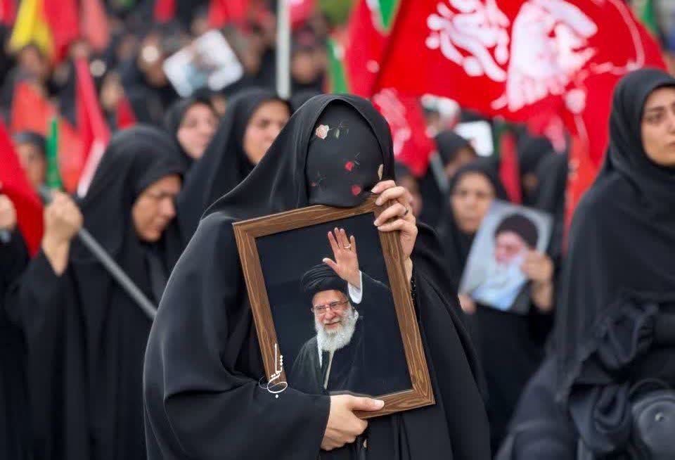 ayran_23131's tweet photo. زندگی تلخ است از وقتی که رفتی تلخ‌تر
بغض جانکاه است هنگام تماشا بیشتر ... 💔 https://t.co/nn1YGsXYOa