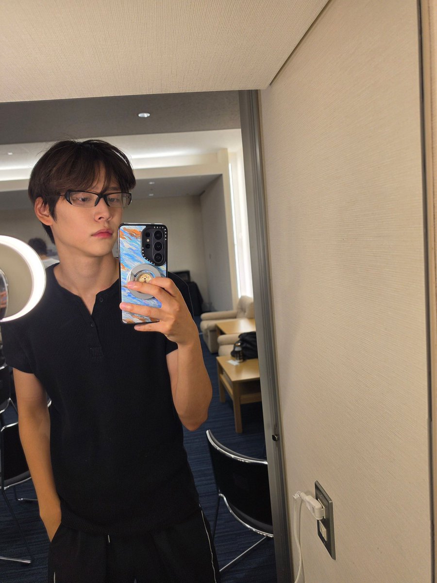 rocktonitaku's tweet photo. กุที่รุ้ทุกอย่าง แต่ไม่บอกใคร https://t.co/owdQ6OPn84