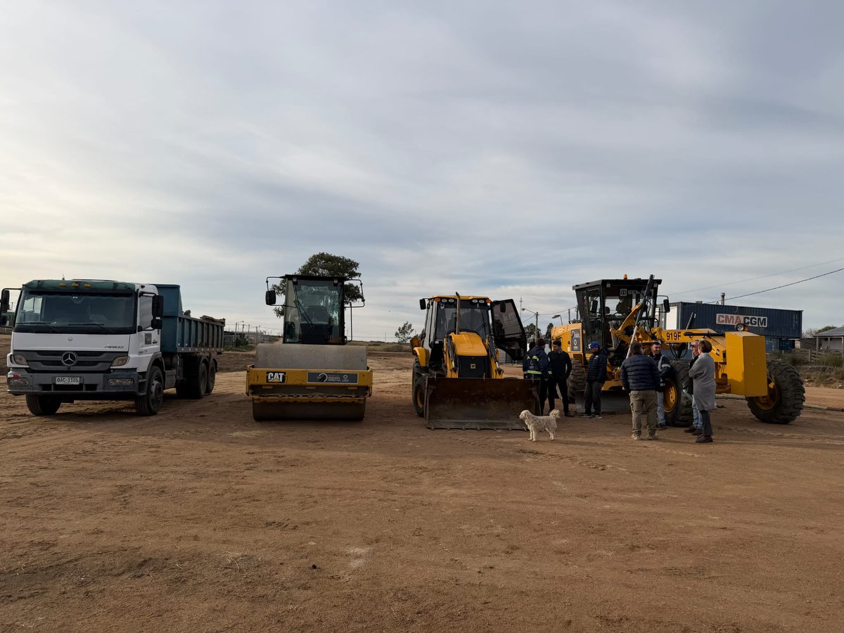 PajaroEnciso's tweet photo. ¡OBRA INTEGRAL FINALIZADA! 👷‍♂️🚧
Ubicación: Barrio Jardines del Cortijo.

• Plazo: 40 días ⏱️
• Caños: 250 unidades 🛠️
• Material: 6.670 m³ movilizados 🚜
• Inversión: $5.163.157 💵

Mejoramos el drenaje  para una mejor calidad de vida. https://t.co/ckFDxuKJ08