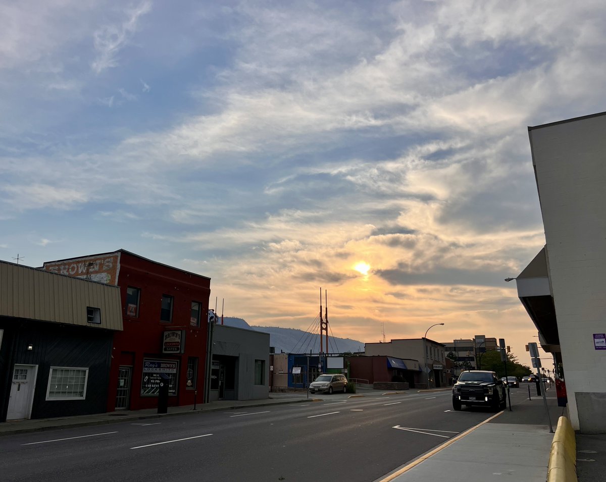 DHerbertCBC's tweet photo. Good morning from downtown #Kamloops, mainly sunny today with haze from wildfire smoke and a high of 35, partly cloudy overnight and a low of 17. Have a great Wednesday! https://t.co/E28fuZ90JB