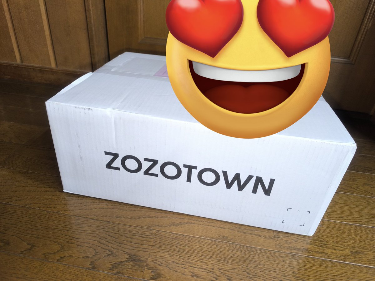 chiku1227's tweet photo. よくZOZOで買い物するし、過去に何回も白箱届いてるけど、初めて投稿する😁
10万㌽欲しい🤤
#ZOZOSALE箱CP https://t.co/BJoMnN1cSr
