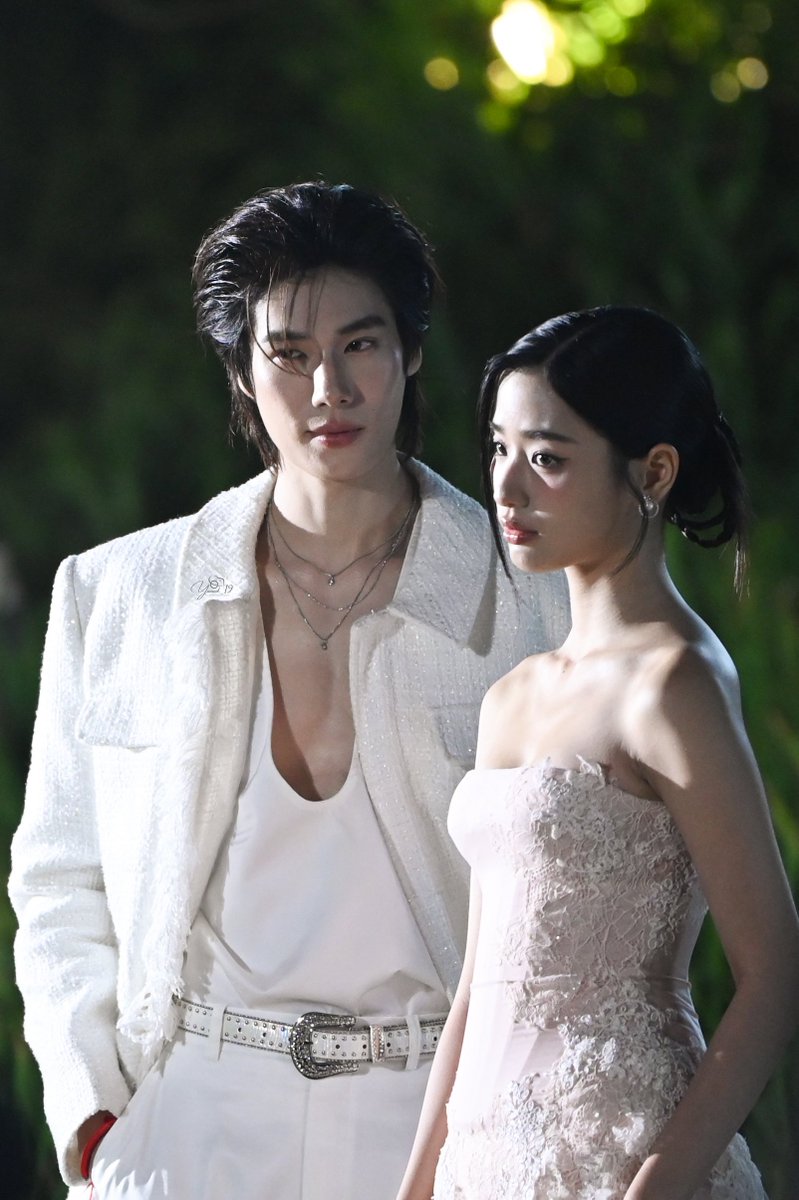 photobyyamed's tweet photo. สวยสวย and/or สวยหล่อ ลูกรักพระเจ้าชัดๆ

PHUWIN WITH CLOUD11
#Cloud11OpenHouseXPhuwin
@phuwintang @tontawan_t https://t.co/11eQagzLSr