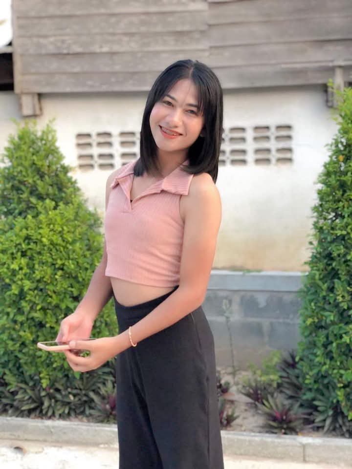 nanchida6f1n's tweet photo. ว่างจัง อยากออกไปเล่น
#สาวสอง #ชอบคนแก่ #เมยวดี #หนองพอก https://t.co/NBwV2F962s