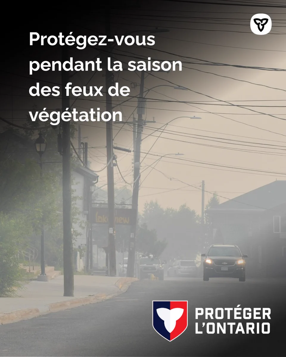 Route enfumée. Texte : Protégez-vous pendant la saison des feux de végétation 