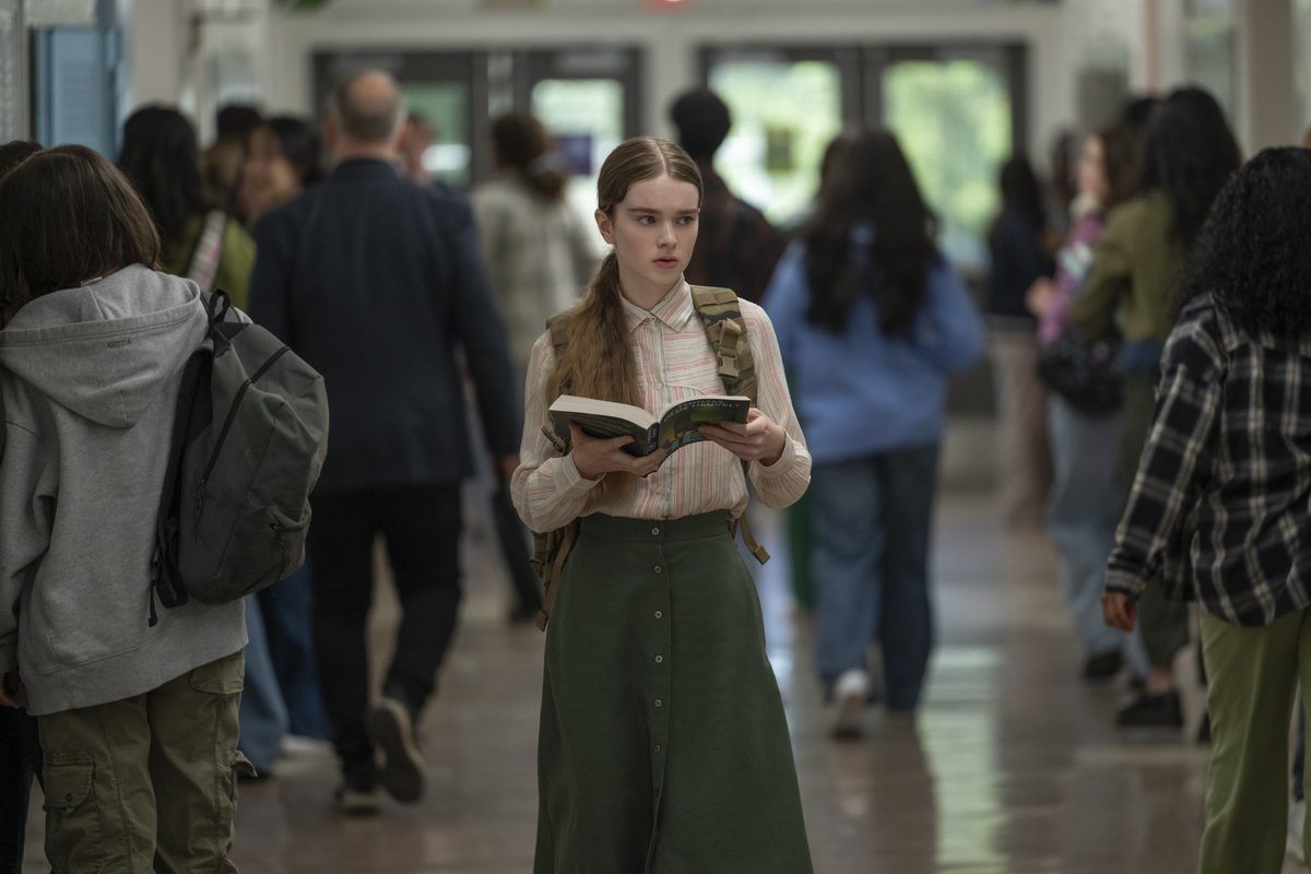 AmazonMGMStudio's tweet photo. Meet Carrie White. Based on Stephen King’s iconic debut novel, Mike Flanagan’s new series, Carrie, arrives this fall to @PrimeVideo. https://t.co/iGkB0FS23d