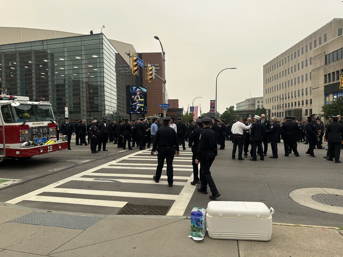ryan_hermenet's tweet photo. TODAY: Thousands of first responders, family and friends gather to remember RFD Lieutenant John “JJ” Joseph (37), who died July 7 from cancer which we’re told could’ve been work-related. @News_8 will have a livestream of his funeral on https://t.co/CpPiGV90iM at 11 AM. https://t.co/6uguN4Hg1l