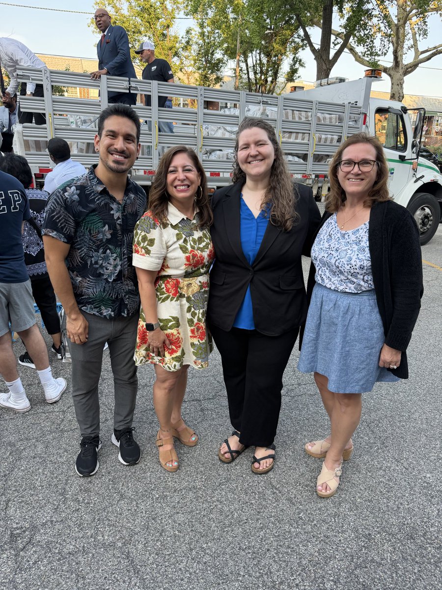 LexforthedeafNY's tweet photo. So great to see @votejgr &amp; @Brianr4NY at last night’s @NYCWater Flood Prevention Town Hall.  Superintendent  Trisha Danah thrilled @LexforthedeafNY could play a role in supporting this vital safety program for Queens community. @4201Schools #ProudtobeinQueens https://t.co/WtdC310ztZ