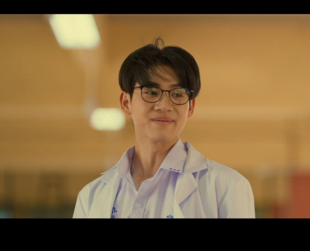 Little_Vuddy's tweet photo. นี่น่ะเหรอ แว่นที่ได้🫠 แลกที่ไหนจะได้แว่นแบบนี้🥺

TONSOM 10TH EPISODE

#WhenOrangesFallEP10 https://t.co/s63i0ckiWU